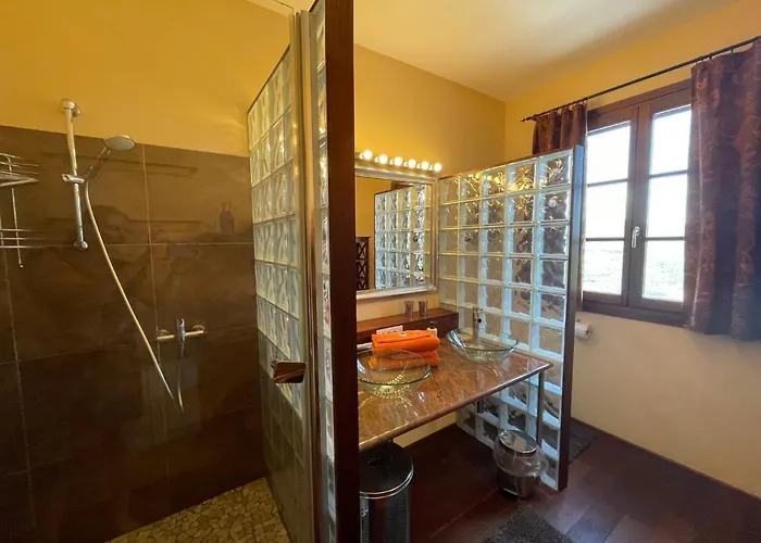 Semesterbostad Il Rifugio - Bcm110 By Interhome *